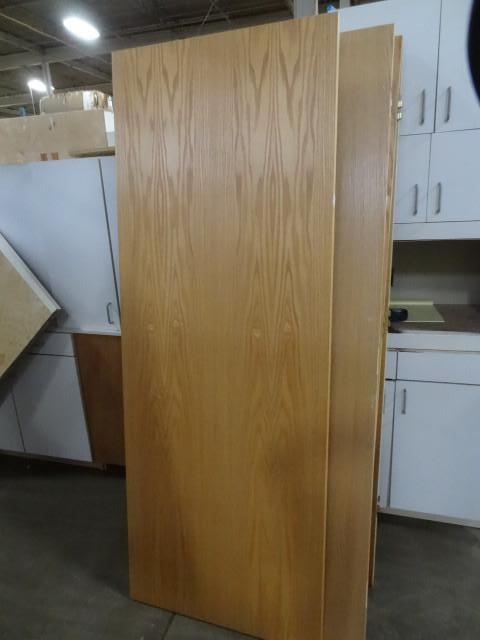 lot 279 image: 30 x 80 hollow core door...
