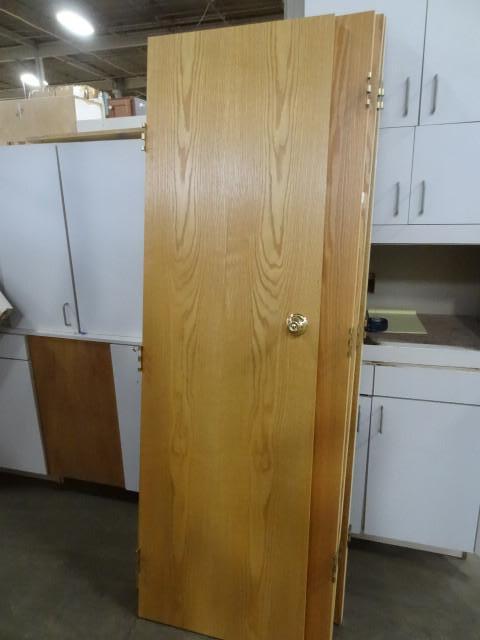 lot 281 image: 24 x 80 hollow core door...