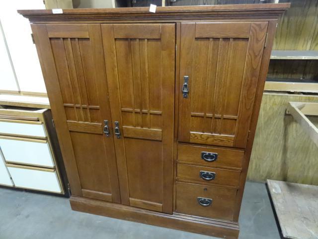 lot 9 image: Like new media cabinet. Hooker bran...