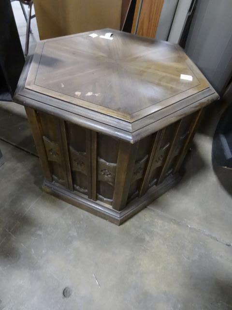lot 93 image: Wood octagon end table. 26 x 22...