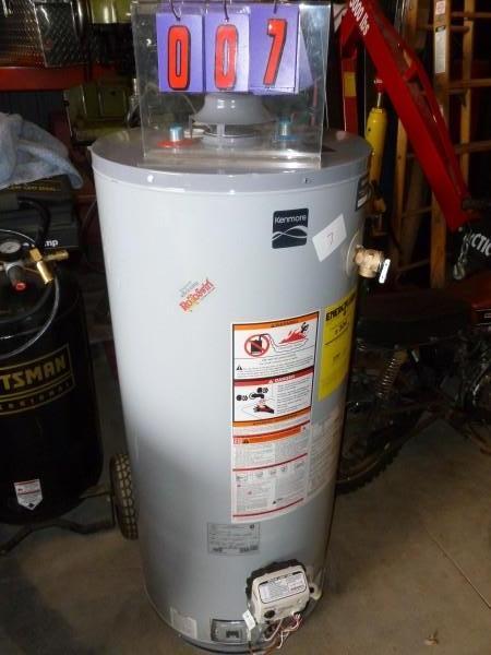 lot 7 image: Kenmore 40 gallon natural gas water...