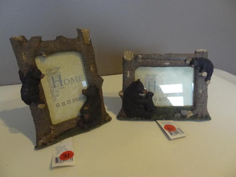 Two bear themed picture frames....