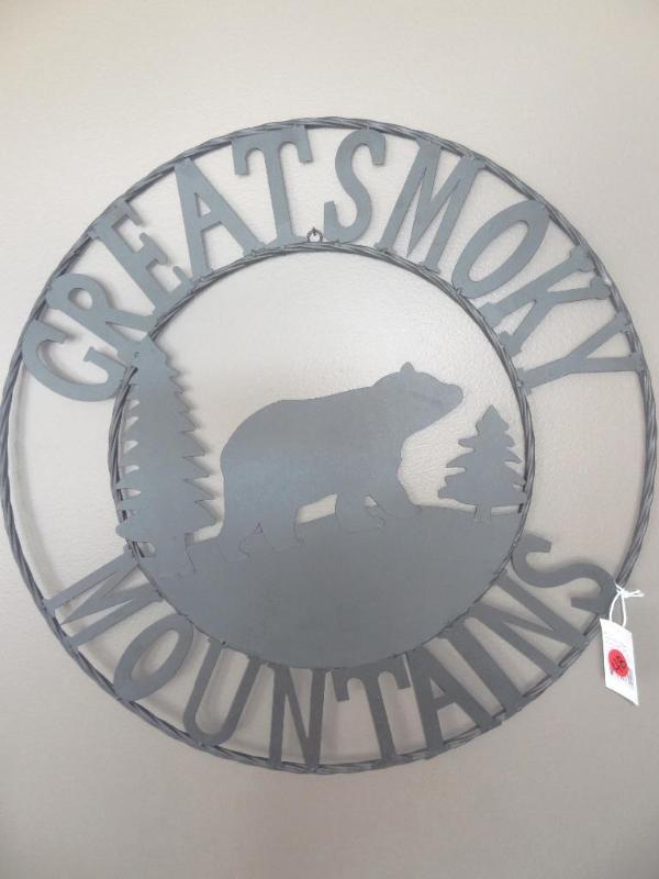 Metal bear Great Smoky Mountain sig...