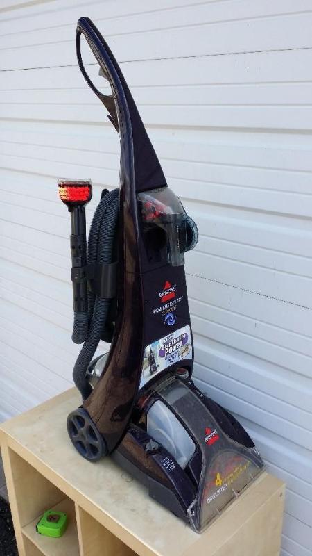 lot 18 image: Bissell Power steamer Turbo. Untest...
