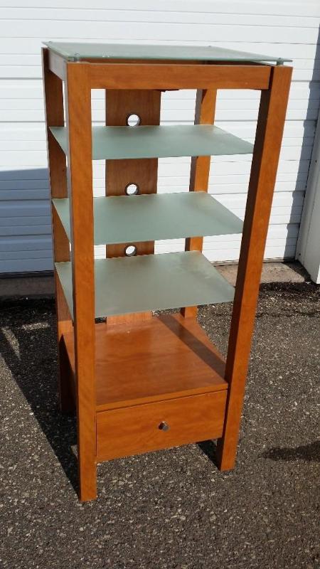 lot 51 image: Display Case with smokey green glas...