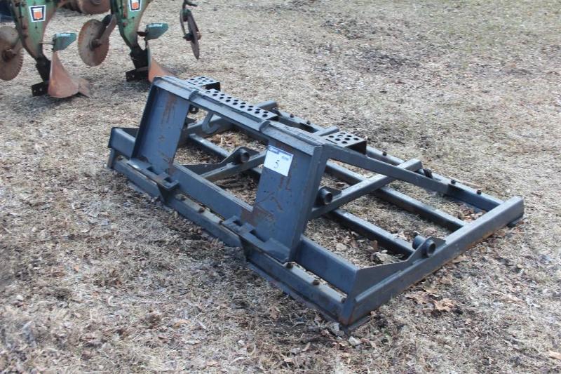 lot 5 image: Skid Loader PlanerGrater Attachmen...