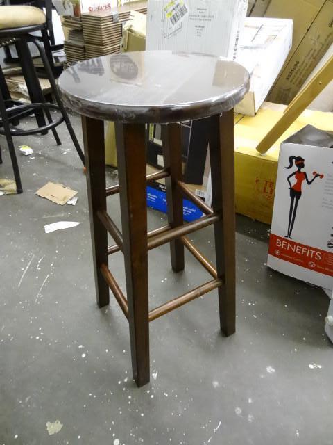 lot 89 image: Winsome solid wood bar stool. Qty 2...