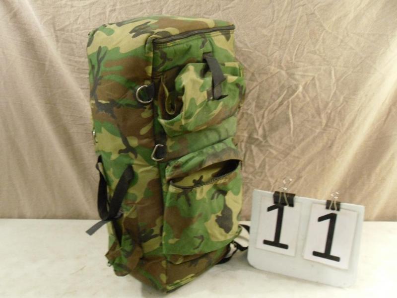 lot 11 image: Camo Backpack  Duffel Bag