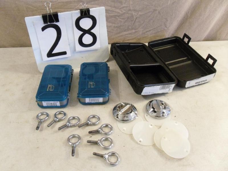 lot 28 image: Boat and Fishing Accessories