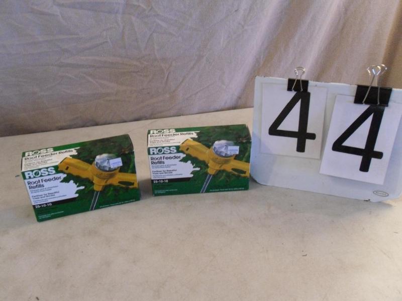 lot 44 image: 2 New Boxes of Ross Root Feeder Ref...
