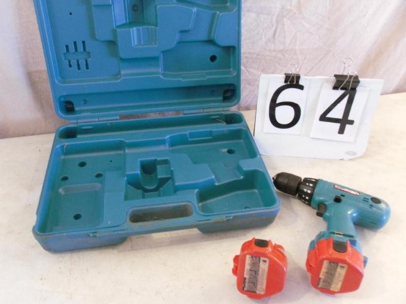 lot 64 image: Makita&nbsp12 Volt Cordless Drill ...