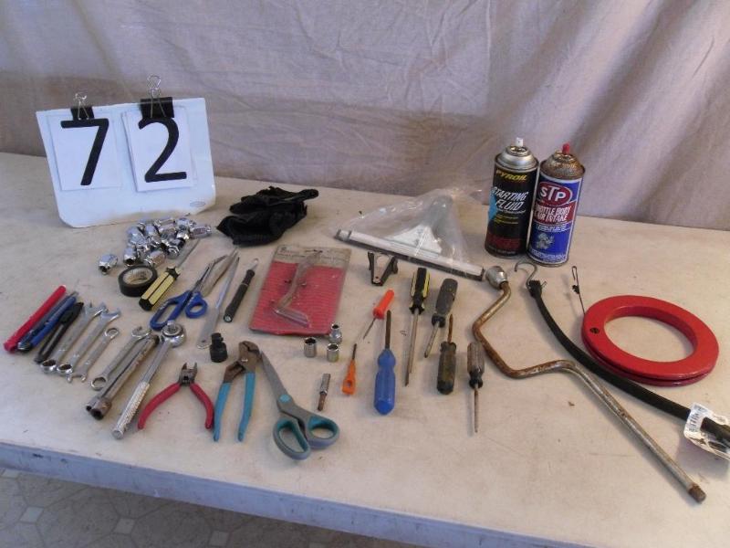 lot 72 image: Screwdrivers, Brake Drum Adjusting ...