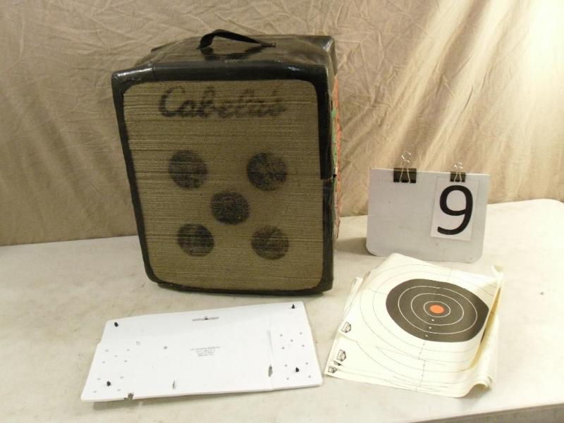 lot 9 image: Arrow Hawk Foam Archery Target and More