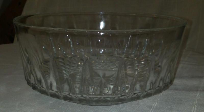 Crystal Serving Bowl...