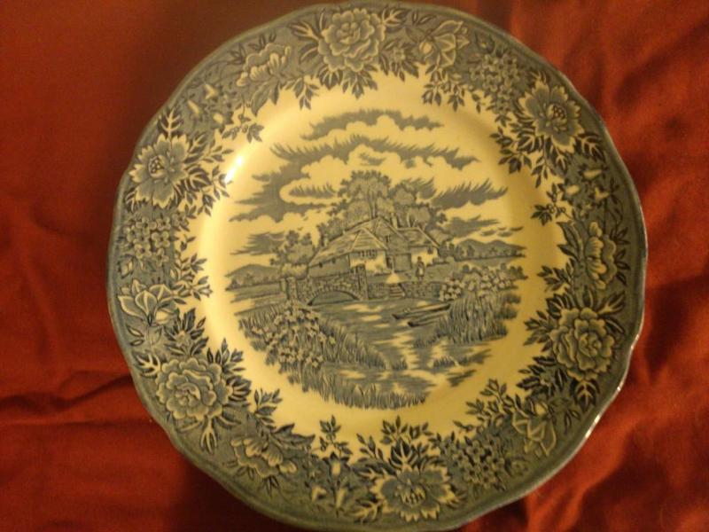 Vintage Salem China England Olde St...