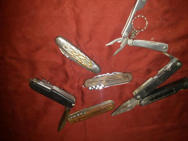 Lot of 6 knifes...