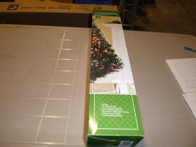 lot 16 image: 32" Fiber Optic Tree...