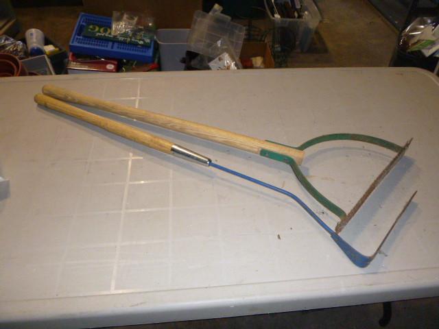 lot 186 image: 2 Weed Cutters...