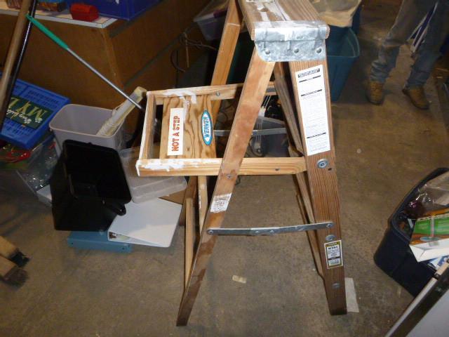 lot 202 image: 4 Foot Wooden Step Ladder...