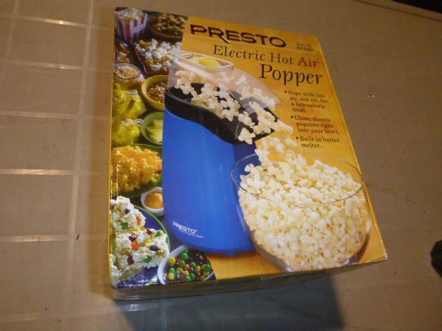 lot 223 image: Presto Electric Hot Air Popper...