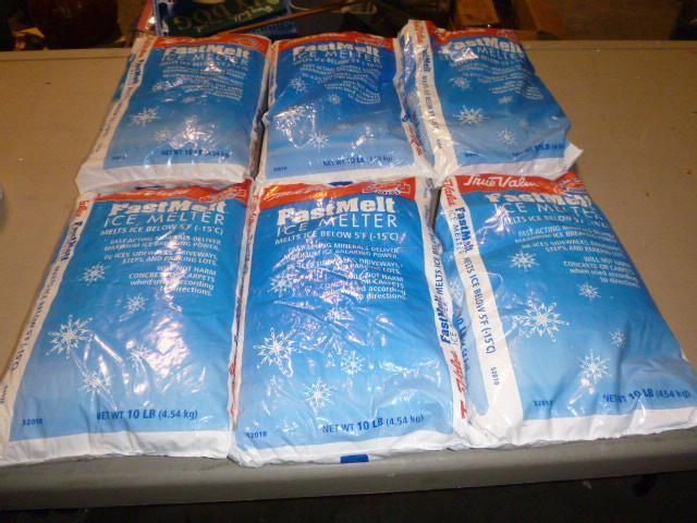 lot 257 image: 6 - 10 Pound Bags of Ice Melt...