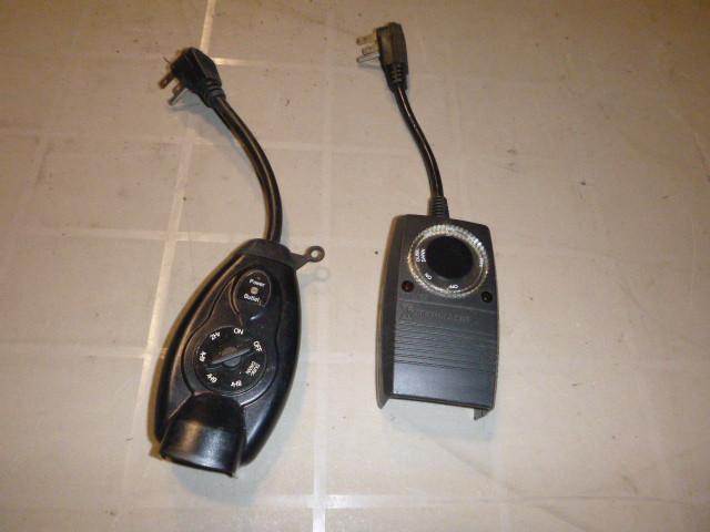 lot 266 image: 2 Timer Power Outlets...