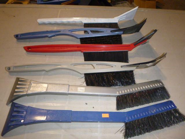 lot 279 image: 6 Ice Scrapers with Brushes...
