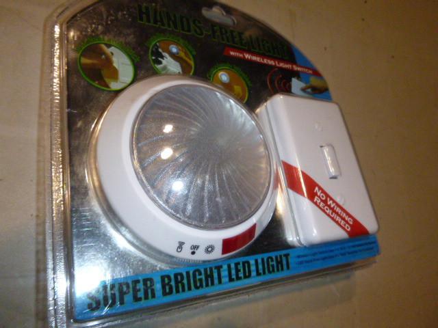 lot 309 image: Hands Free Wireless Light...