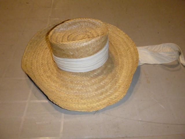 lot 314 image: Straw Hat...