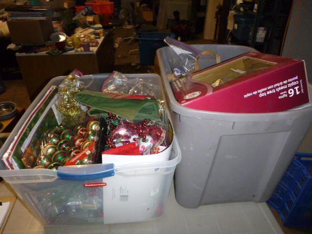 lot 324 image: 2 Totes of Miscellaneous Christmas ...
