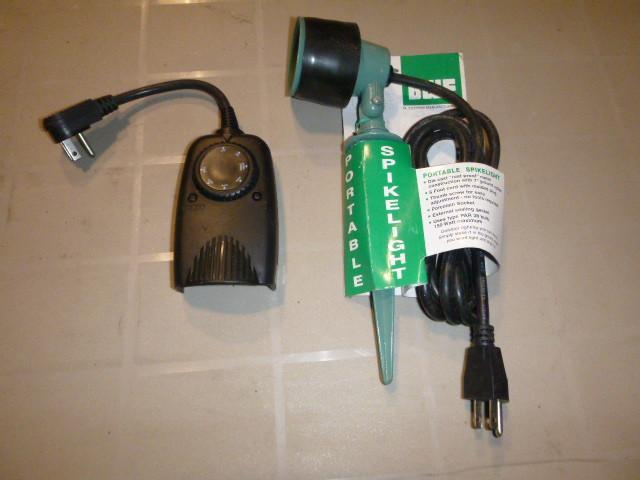 lot 34 image: BWF Spikelight and Timer...