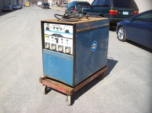 lot 14 image: Miller 300 Welder   Serial # JC5944...