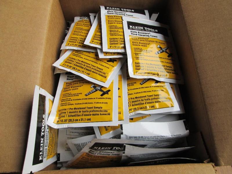Box of Klein Tools hand cleansing t...