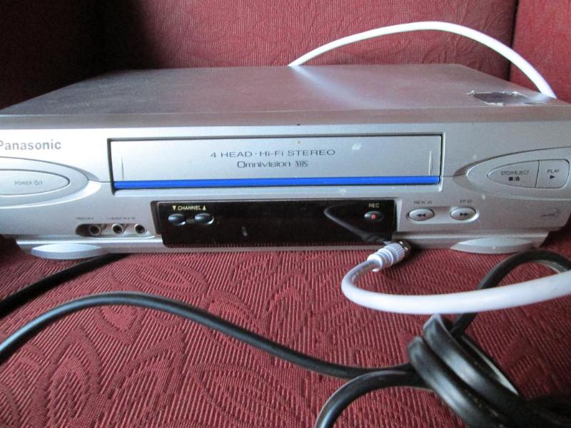 Panasonic VHS 4 head player  recor...