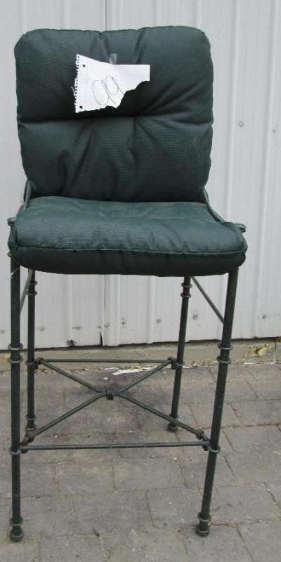 Nice tall green metal frame bar hei...