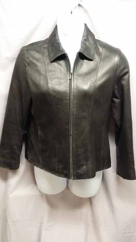 lot 13 image: Used Wilson leather womans jacket ...