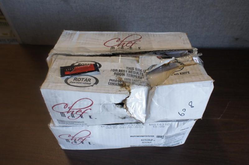 lot 44 image: 2 boxes (1000 count each, 2000 tota...