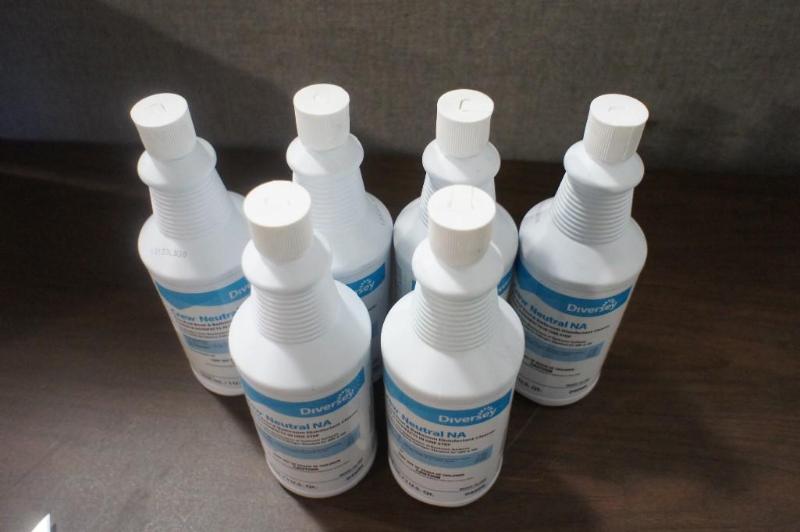 lot 85 image: Lot of (6) Diversey Crew Neutral &q...