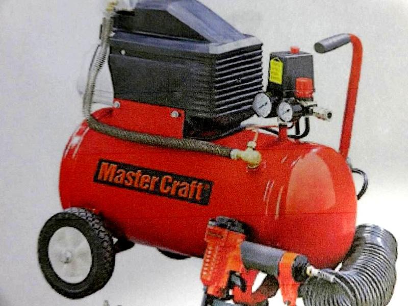 MASTER CRAFT 6 GAL, 1.5HP AIR COMPR...