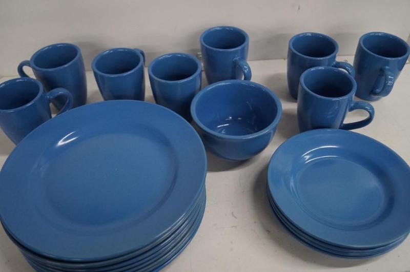 myhome 21 piece dish set New...