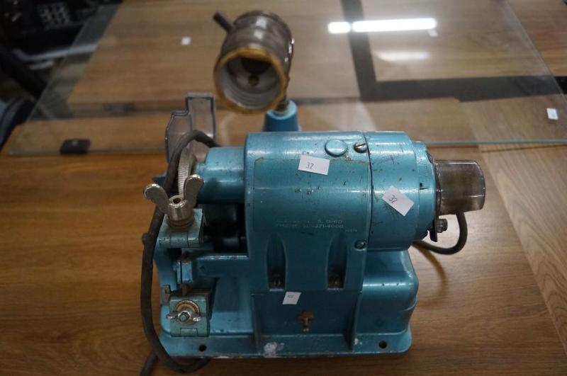 National Key Co key cutter duplicat...
