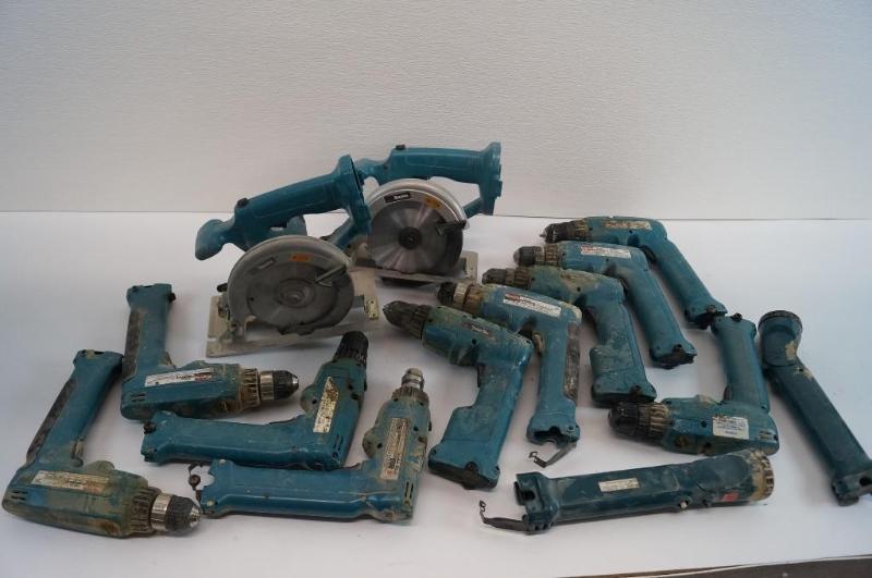 2 Makita&nbspskil saws, 10 Makita ...