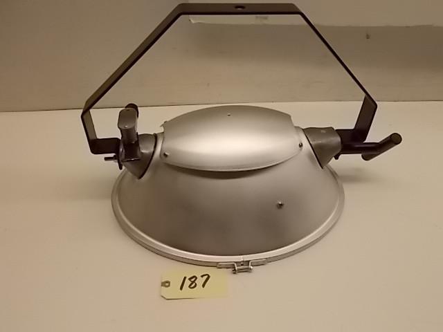 lot 187 image: CEP Model LH1000MH Swivel Mount Lig...