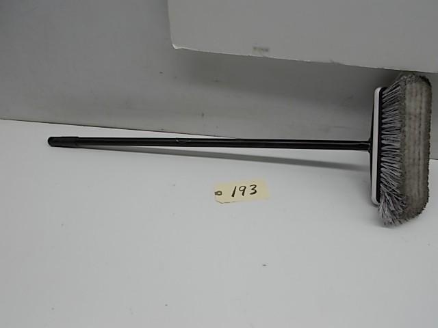 lot 193 image: 12" Car Wash Brush, New, Soile...