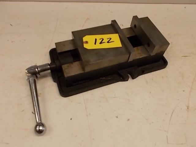 lot 122 image: 6" Machine Vise...