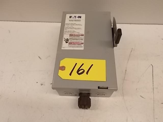 lot 161 image: Cutler Hammer 30 Amp Safety Switch...