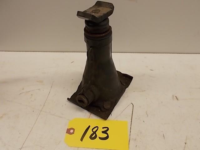 lot 183 image: Screw Jack...
