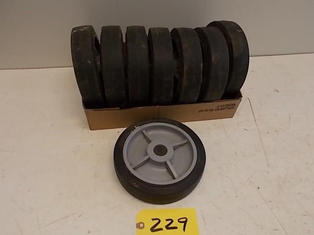lot 229 image: (8) Colson Hi-Tech Performance Whee...