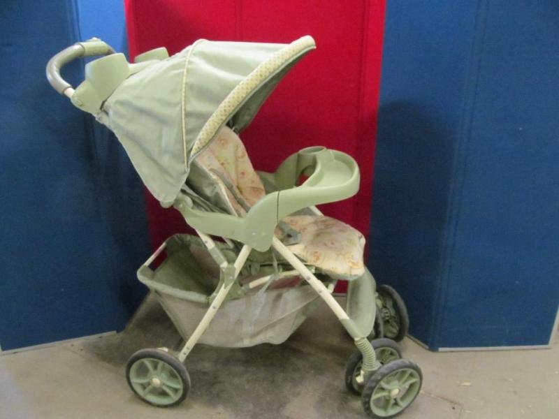 lot 120 image: Graco Stroller - Disney...