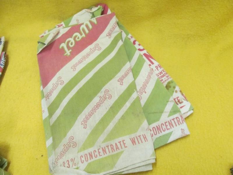 lot 129 image: 3 Supersweet Sacks...